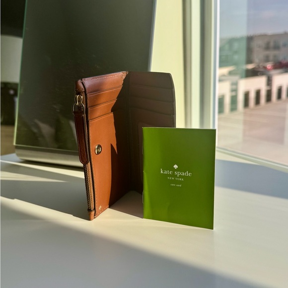 Kate Spade Brown Wallet - Picture 7 of 11
